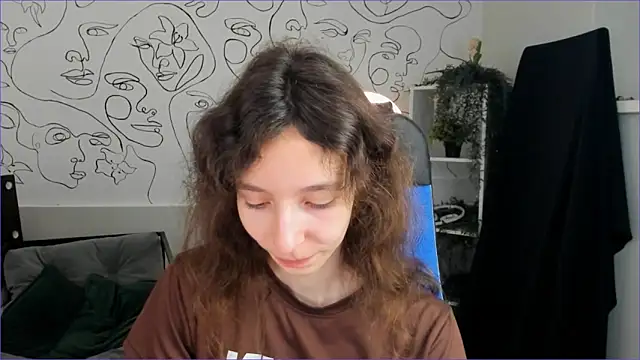 EmmanuellBrown online show from October 2025 10:15:01 AM