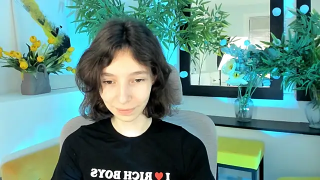 EmmanuellBrown online show from November 2025 10:15:01 AM