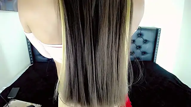 Sasha - online show from November 2025 11:16:02 PM