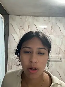 Snapshot of lynn9000 chatting on October 2025 07:42:01 AM lynn9000 online show from October 2025 07:42:01 AM