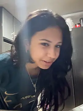 Snapshot of lynn9000 chatting on November 2025 04:36:02 AM lynn9000 online show from November 2025 04:36:02 AM