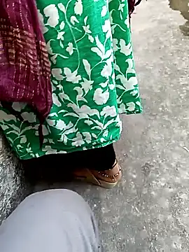 Snapshot of hiddennisha chatting on October 2025 11:00:02 AM hiddennisha online show from October 2025 11:00:02 AM