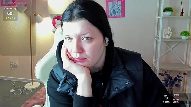 Snapshot of Michele_Greenn chatting on September 2025 01:05:02 AM Michele Greenn online show from September 2025 01:05:02 AM