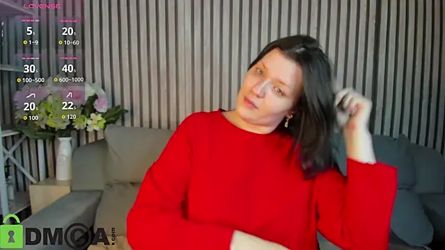 Snapshot of Michele_Greenn chatting on September 2025 12:10:02 AM Michele Greenn online show from September 2025 12:10:02 AM