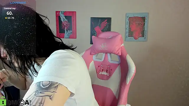 Snapshot of Michele_Greenn chatting on October 2025 01:03:02 AM Michele Greenn online show from October 2025 01:03:02 AM