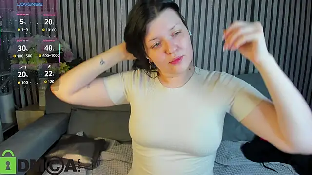 Snapshot of Michele_Greenn chatting on October 2025 01:03:02 AM Michele Greenn online show from October 2025 01:03:02 AM