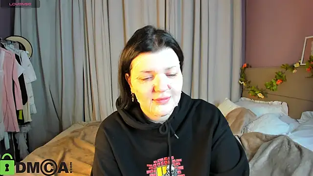 Snapshot of Michele_Greenn chatting on October 2025 01:15:01 AM Michele Greenn online show from October 2025 01:15:01 AM