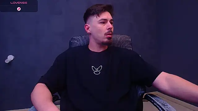 EnzoRace online show from November 2025 05:29:02 AM