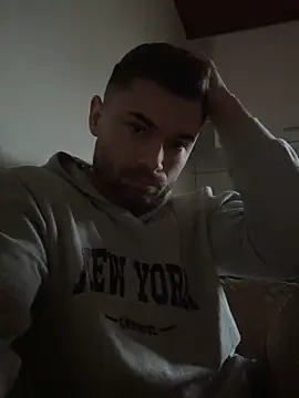 irimiea1729 online show from November 2025 02:50:01 PM