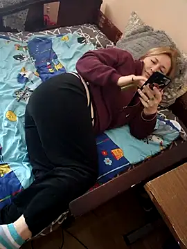 Xseniy online show from October 2025 12:08:02 PM