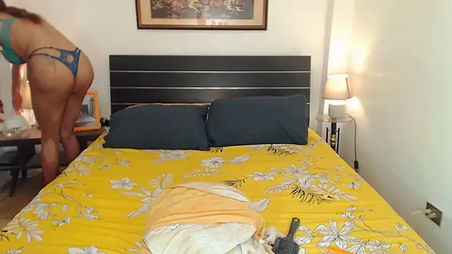 xLiberatedAnna online show from October 2025 01:27:02 AM