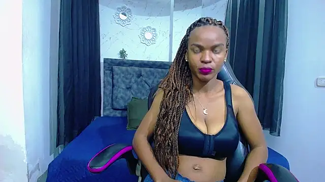 mia  thomson  online show from February 2026 12:53:02 PM