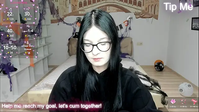 AlicaMoons online show from October 2025 06:47:01 AM