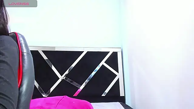 iisabella noa online show from January 2026 05:27:02 PM