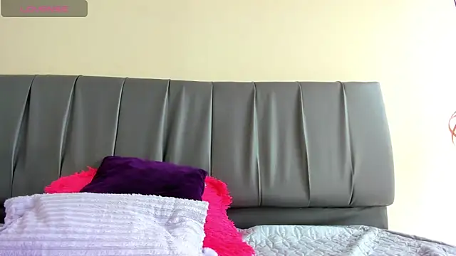 iisabella noa online show from March 2026 02:55:01 PM