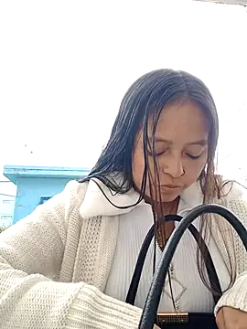 Snapshot of LunaHot_777 chatting on September 2025 08:21:01 PM LunaHot 777 online show from September 2025 08:21:01 PM