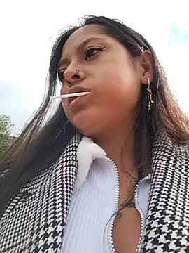 Snapshot of LunaHot_777 chatting on October 2025 07:25:02 PM LunaHot 777 online show from October 2025 07:25:02 PM