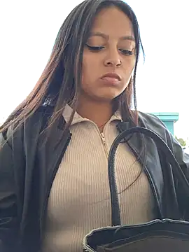 Snapshot of LunaHot_777 chatting on October 2025 07:14:02 PM LunaHot 777 online show from October 2025 07:14:02 PM