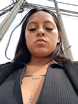 Snapshot of LunaHot_777 chatting on November 2025 06:19:02 PM LunaHot 777 online show from November 2025 06:19:02 PM