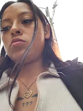 Snapshot of LunaHot_777 chatting on November 2025 08:21:01 PM LunaHot 777 online show from November 2025 08:21:01 PM