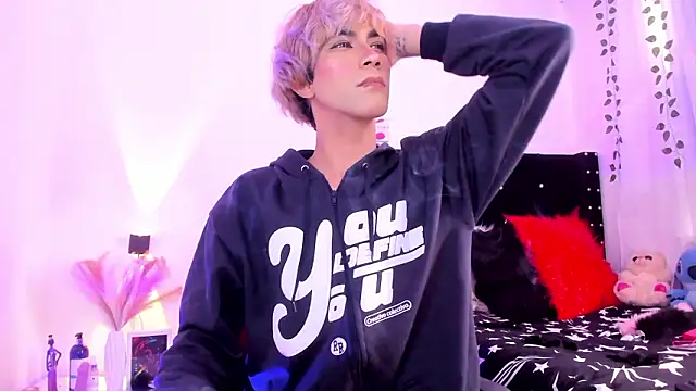 Cooperrosscute233 online show from February 2026 07:04:01 PM