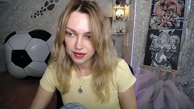 Snapshot of NickyAdamidi chatting on June 2026 04:16:02 PM NickyAdamidi online show from June 2026 04:16:02 PM