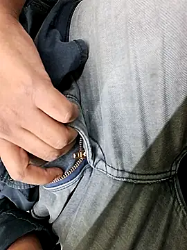 puuuhi online show from April 2026 12:29:02 PM