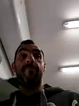 hotmen83 online show from October 2025 07:16:01 AM