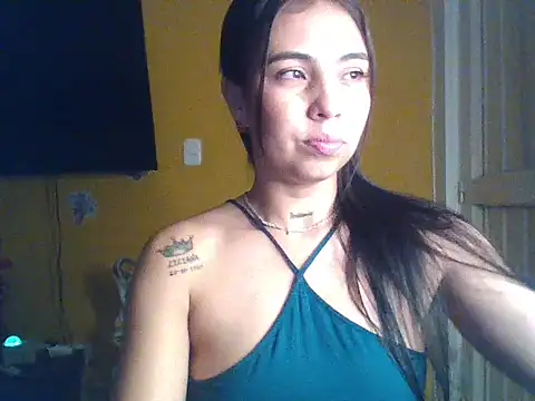 EmmaSplycer02 online show from April 2026 02:39:02 AM