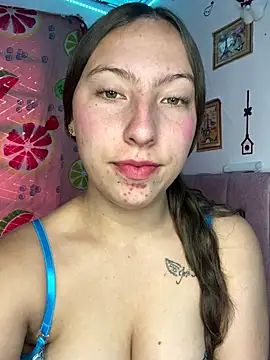 Tiara 19 online show from October 2025 10:32:01 PM