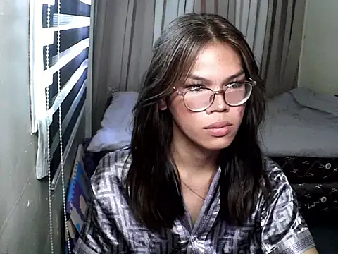 keana laux online show from September 2025 05:29:01 AM