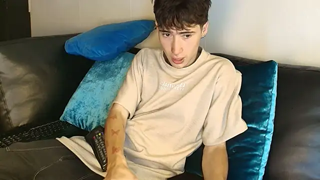  DantFox  online show from November 2025 07:27:01 PM