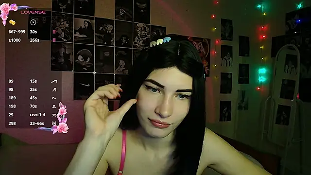 Snapshot of mskissa chatting on September 2025 09:47:02 PM mskissa online show from September 2025 09:47:02 PM