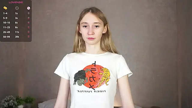 BeatrixHiett online show from September 2025 04:05:01 AM