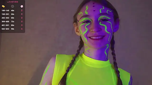 BeatrixHiett online show from October 2025 04:00:01 AM