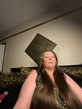 Snapshot of BuxomKitty_BBW chatting on February 2026 06:04:01 PM BuxomKitty BBW online show from February 2026 06:04:01 PM