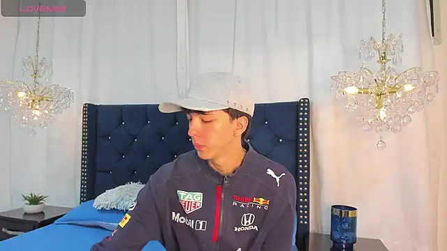 Snapshot of AerumChae chatting on February 2026 11:38:02 AM AerumChae online show from February 2026 11:38:02 AM