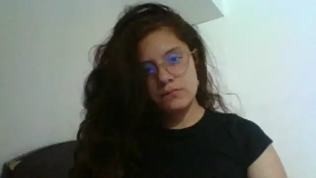 Velvet Moon V online show from April 2026 10:31:02 PM