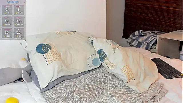 philip twinkk online show from November 2025 03:41:01 AM