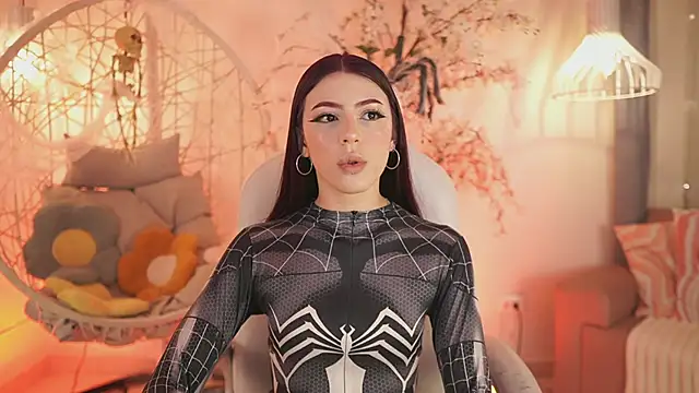 Snapshot of JadeSummerr chatting on October 2025 11:38:02 AM JadeSummerr online show from October 2025 11:38:02 AM