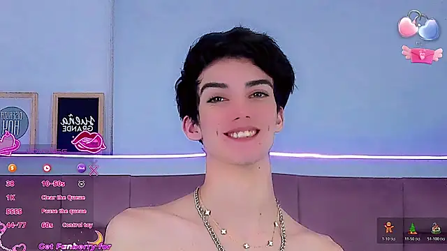 Baby FenixTS online show from December 2025 09:55:01 PM