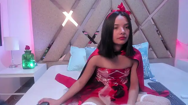 BelhaLawuo online show from October 2025 08:44:01 PM