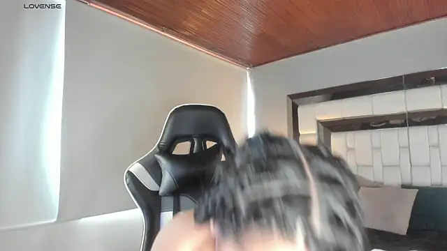 Adhara7 online show from October 2025 07:31:01 PM