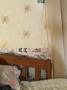 Kimberly-Ferarren online show from April 2026 10:58:01 PM