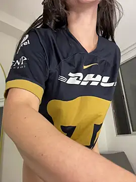 karinasantos  online show from February 2026 10:41:02 AM