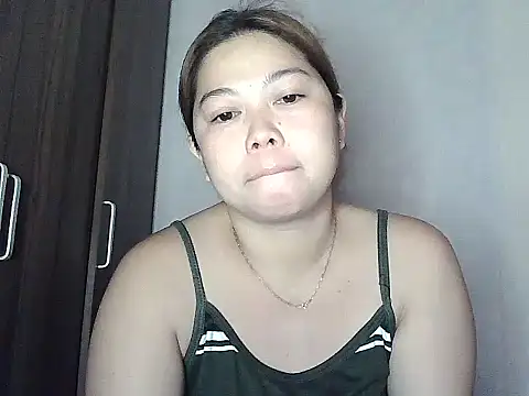Snapshot of mimi15 chatting on July 2026 11:30:02 PM mimi15 online show from July 2026 11:30:02 PM