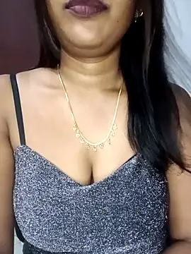 Tamil kavinila online show from April 2026 04:15:02 PM