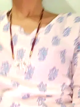 poojam93 online show from September 2025 01:51:01 AM