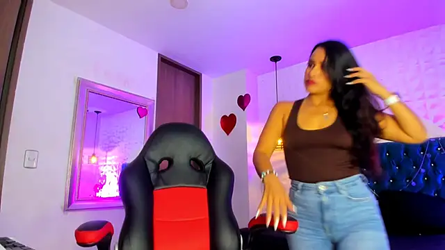 Snapshot of emilysweet_dl chatting on September 2025 05:35:01 PM emilysweet dl online show from September 2025 05:35:01 PM