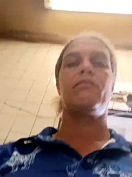 sarahkat86 online show from January 2026 04:12:02 PM